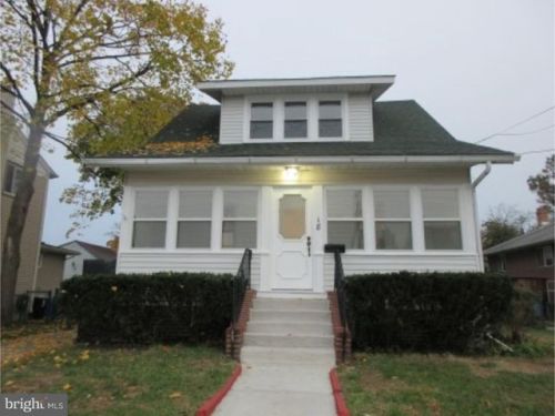 18 2nd St, Gloucester, NJ 08030-2601