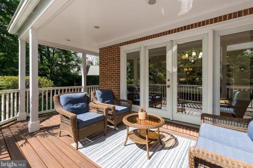 33 Brearly Rd, Princeton NJ  08540-6767 exterior
