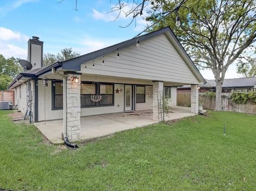 14712 Bescott Dr, Austin TX  78728-5730 exterior