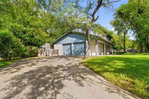 7204 Bucknell Dr, Austin TX  78723-1630 exterior