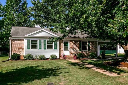 305 Homestead Dr, Bridgewater, VA 22812-1214