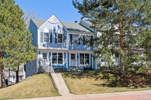 10408 Dartmouth Ave, Denver CO  80227-5605 exterior