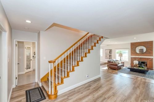 633 Neptune St, Anaheim CA  92804-2660 exterior