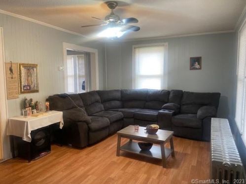 58 Benefit St, Waterbury, CT 06704-3203