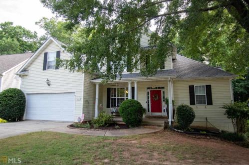 27 Westhill Dr, Newnan, GA 30265-5616