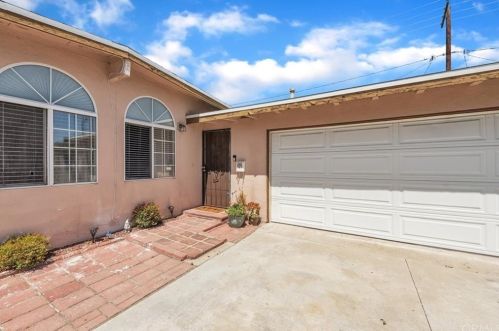 930 Fairview St, Anaheim CA  92801-3414 exterior