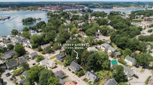 15 Jones Ave, Kittery, ME 03904-1710