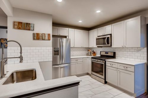 2910 Cherrywood Ave, Dallas, TX 75235-7532