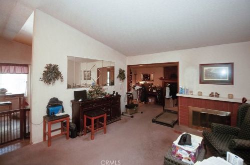 11230 Reliance Dr, Riverside CA  92505-3445 exterior