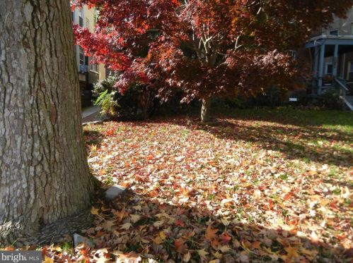 2048 63rd St, Philadelphia, PA 19151-2610