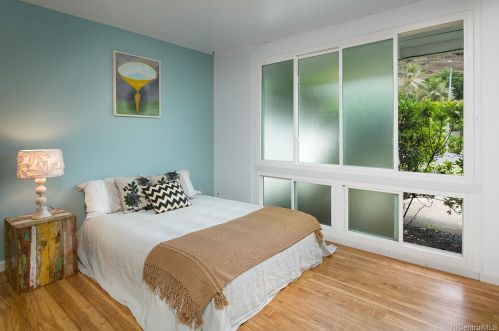 394 Puamamane St, Honolulu HI 96821-2132 exterior