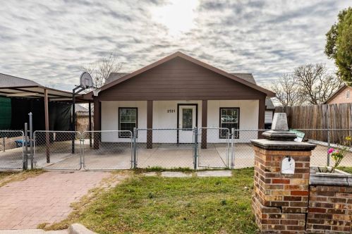 2721 19th St, Fort Worth, TX 76106-5020