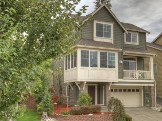 664 Mt Baker Ave, Seattle, WA 98059-4834