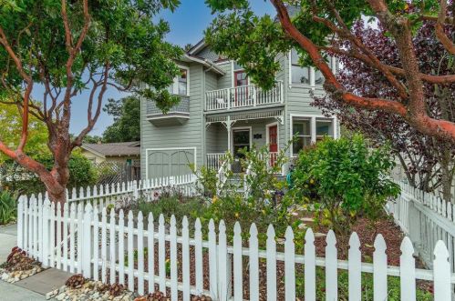 410 Sinex Ave, Del Monte Park, CA 93950-4535