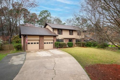 4045 Howell Ferry Rd, Duluth, GA 30096-3124