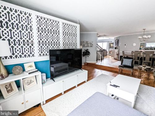 12914 Acorn Hollow Ln, Silver Spring MD  20906-3200 exterior