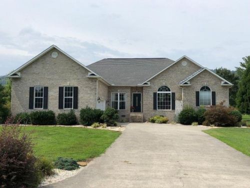 309 Preston Cir, Jacksboro, TN 37757-2465