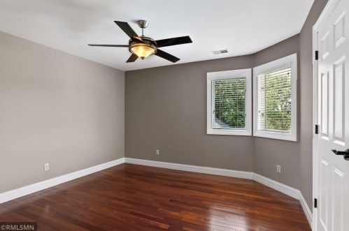 3528 Crestmoor Dr, Saint Paul MN  55125-5028 exterior