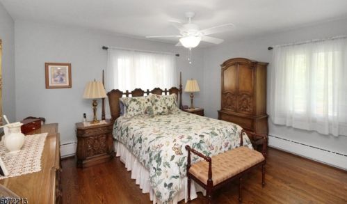 605 Valley View Ave, Hackettstown NJ  07840-1417 exterior