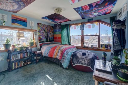 308 Poplar St, Leadville CO 80461-3350 exterior