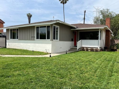 8406 Carron Dr, Pico Rivera, CA 90660-3402
