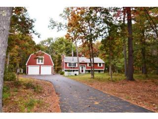 42 Stark Ln, Hudson, NH 03052-2456