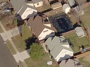 18 Jester Ln, Levittown PA  19055-2320 exterior