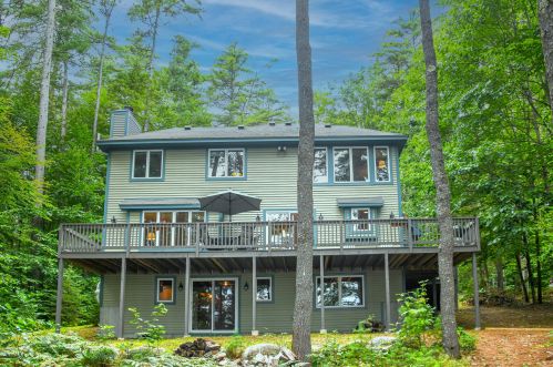 250 Mountain Rd, Bridgton, ME 04009-3322