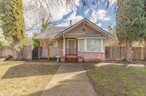 4312 Watkins Dr, Fair Oaks, CA 95628-7536