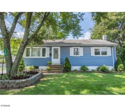 1118 Washington Ave, Piscataway, NJ 08854-3335