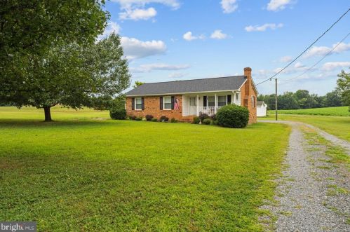 1118 Eppings Tract Rd, Montross, VA 22520-2824