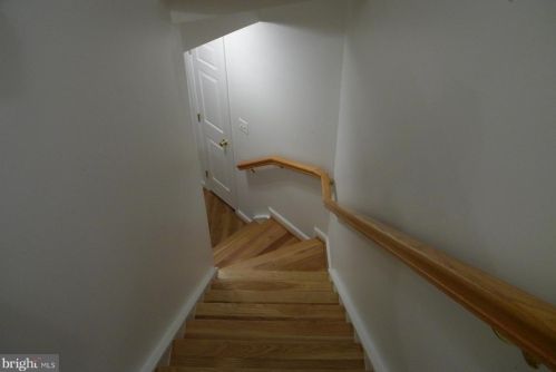 6406 Andrew Matthew Ter, Springfield VA  22150-7826 exterior