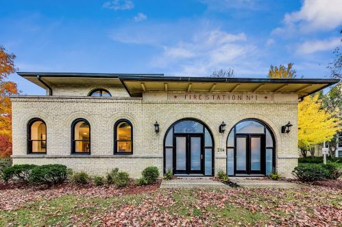 214 Whistler Rd, Highland Park, IL 60035-5955