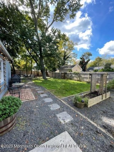 93 Westside Ave, Tinton Falls NJ  07701-1451 exterior