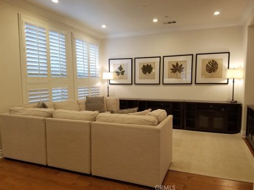 89 Winding Way, Irvine CA  92620-3415 exterior