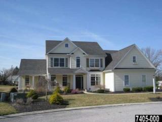 2140 May Apple Dr, York, PA 17402-4998