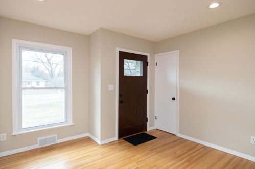 10649 Kell Ave, Minneapolis, MN 55437-2930