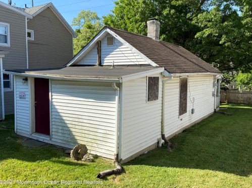 534 Prospect Ave, Tinton Falls, NJ 07712-6326