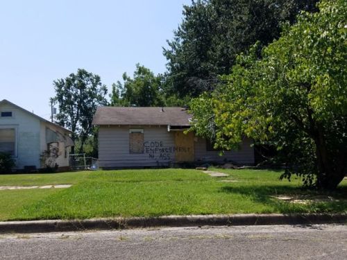 1409 Ellsworth St, Muskogee, OK 74403-5624