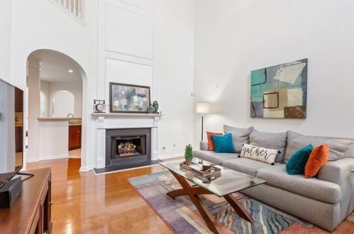 2430 Leaf Hollow Ct, Atlanta, GA 30339-0901