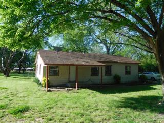 823 Williams Pl, Midlothian TX  76063-4534 exterior