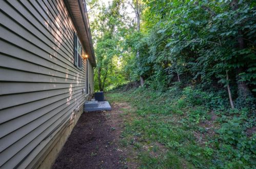 6530 Catalpa Ave, Cincinnati OH  45239-4927 exterior