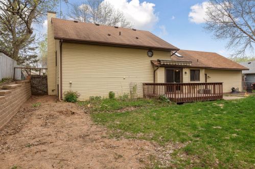 1131 Goodview Ave, Saint Paul MN  55128-6129 exterior