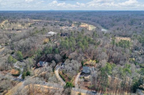 1775 Brandon Hall Dr, Atlanta GA  30350-3706 exterior