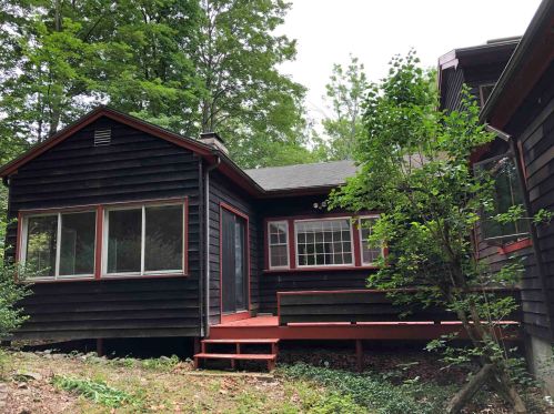 18 Garden Ln, Lee, NH 03824-3041