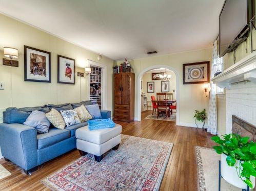 2324 Lotus Ave, Fort Worth TX  76111-1645 exterior