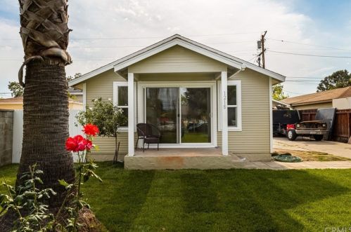 1218 Maple St, Santa Ana CA  92707-1304 exterior