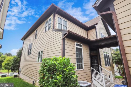 13509 Moonlight Trail Dr, Silver Spring MD 20906-6700 exterior