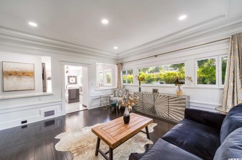 1616 Wabasso Way, Glendale CA  91208-2441 exterior