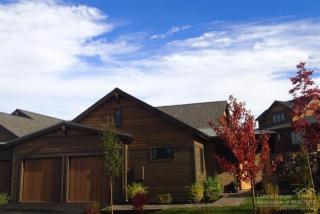 61356 Triple Knot Rd, Bend, OR 97702-3621